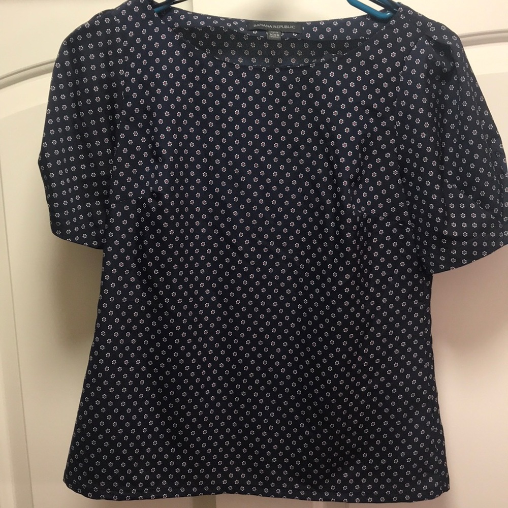 Banana Republic Top!